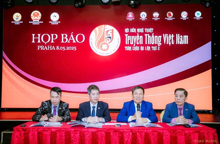 Hội diễn nghệ thuật truyền thống Việt Nam toàn châu Âu: gìn giữ văn hóa Việt Nam cho thế hệ hôm nay và mai sau